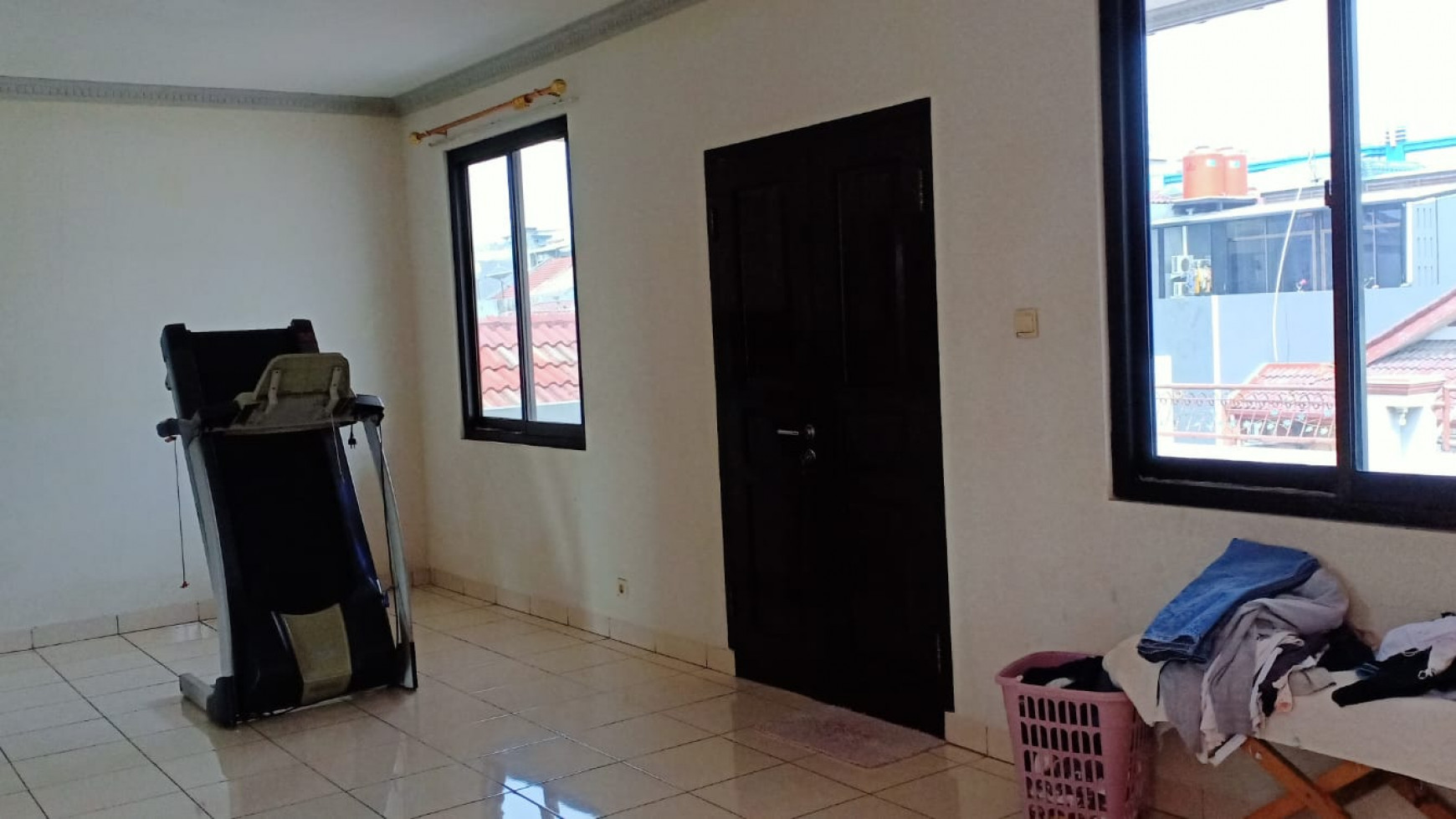 Dijual rumah bagus di gading kirana, kelapa gading