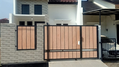 Rumah Bagus Di Jl Kakak Tua Kav, Bukit Nusa Indah, Pondok Aren Tangerang Selatan