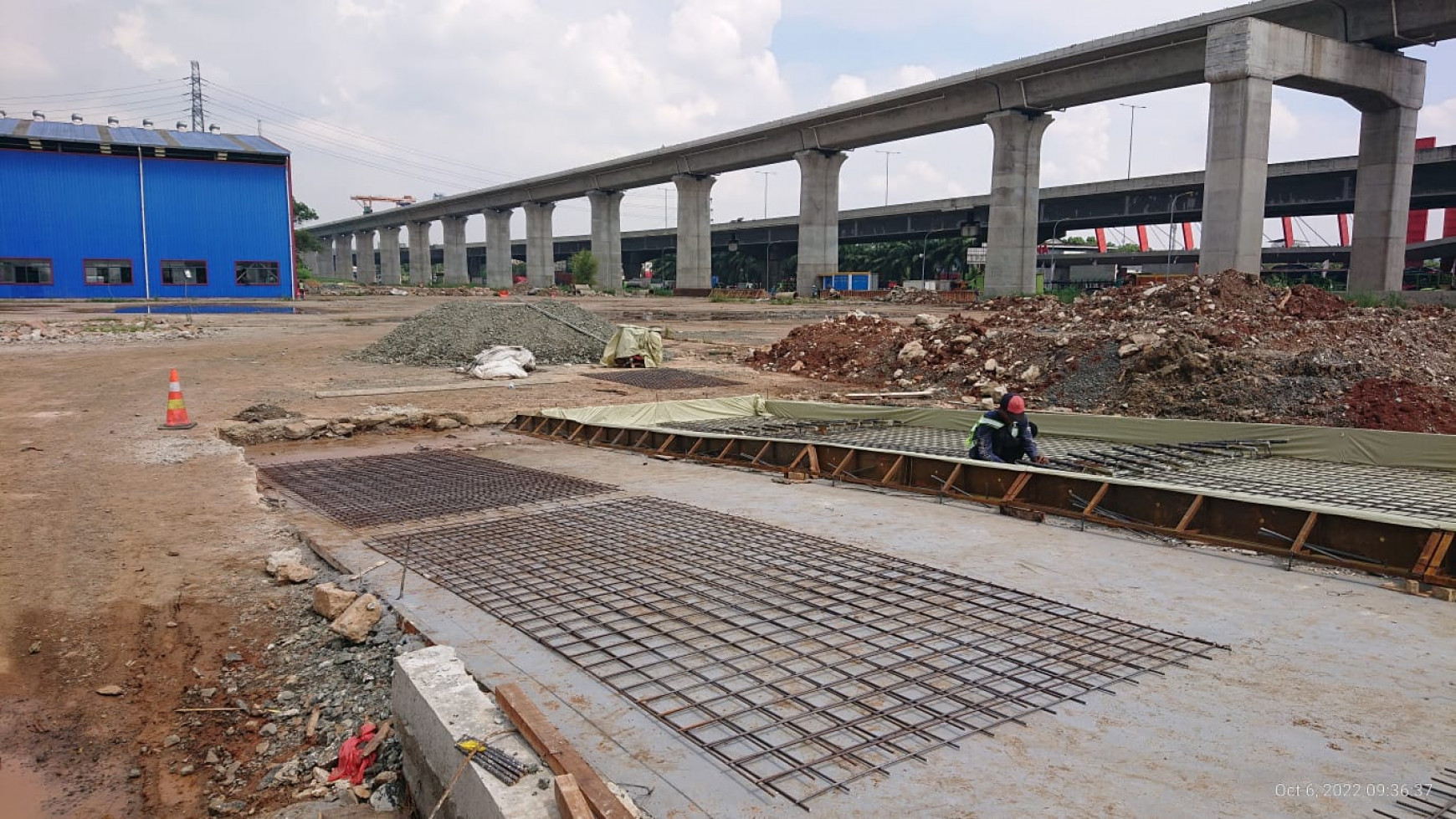 Gudang dan Kaveling sudah Cor Beton Akses Tol Jakarta Cikampek Tambun Selatan Bekasi