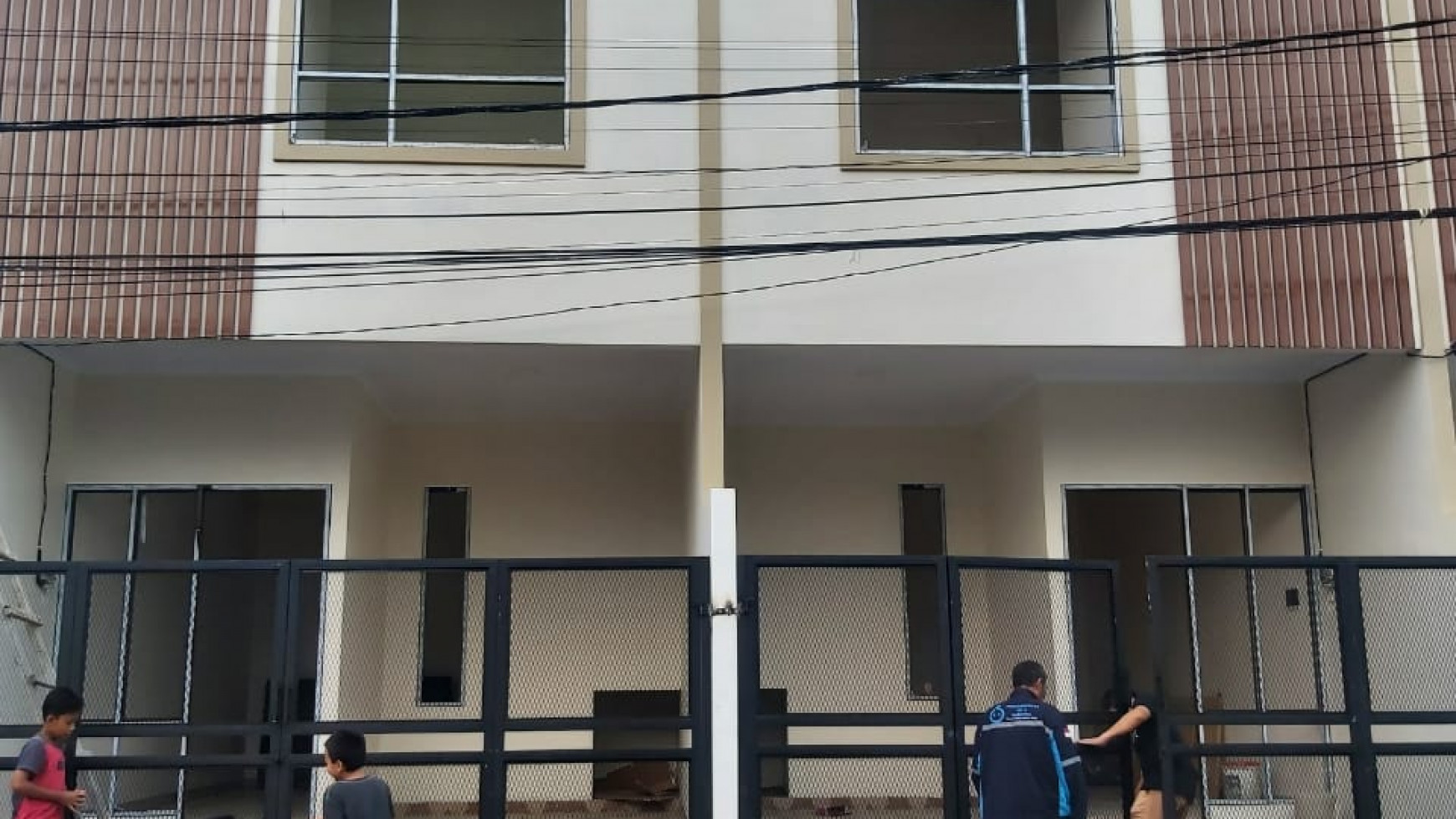 Rumah Baru Murah 2 Lantai di Harapan Indah Jawa Barat