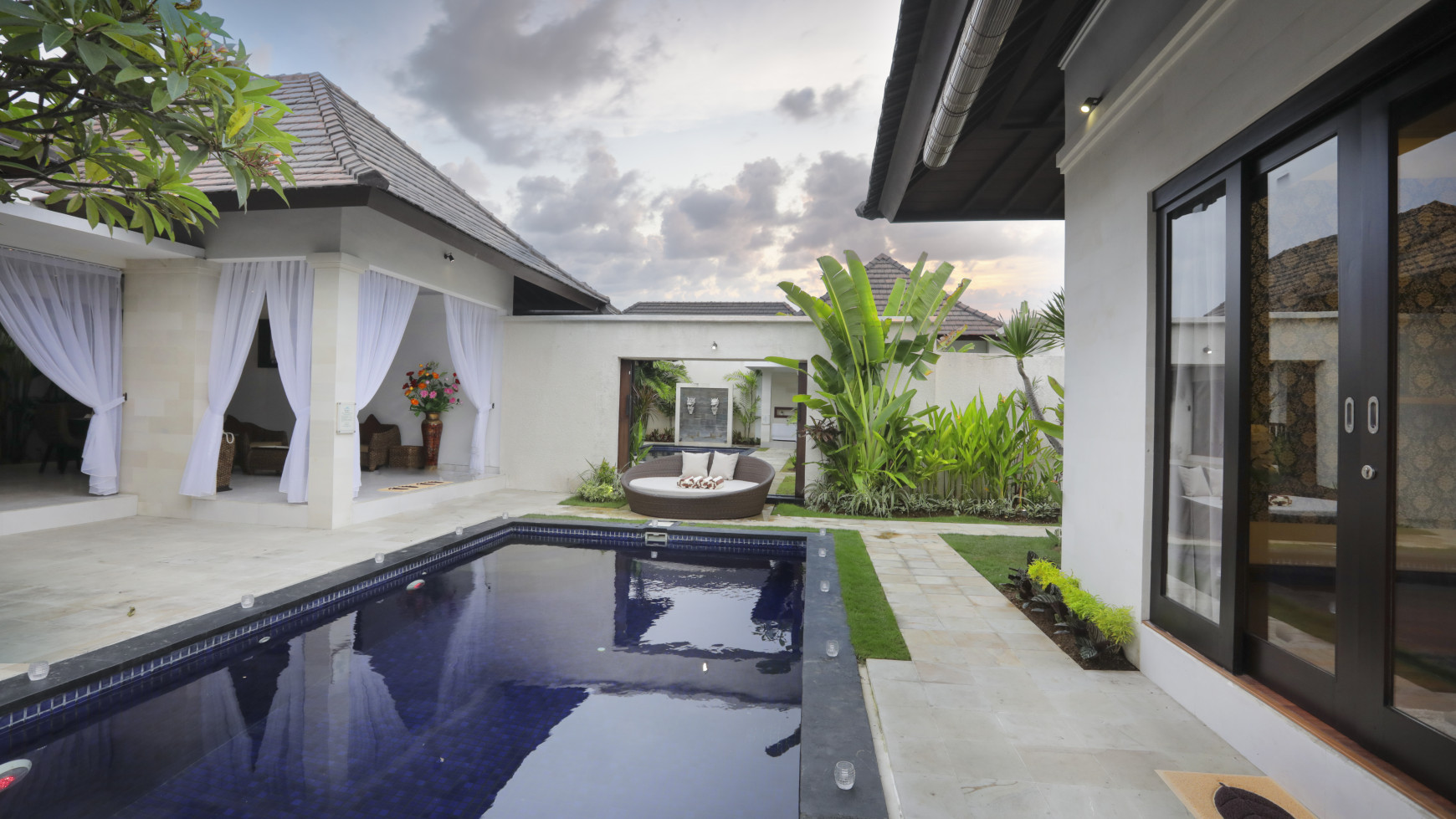 For Lease Beautiful Villa Seminyak Good ROI