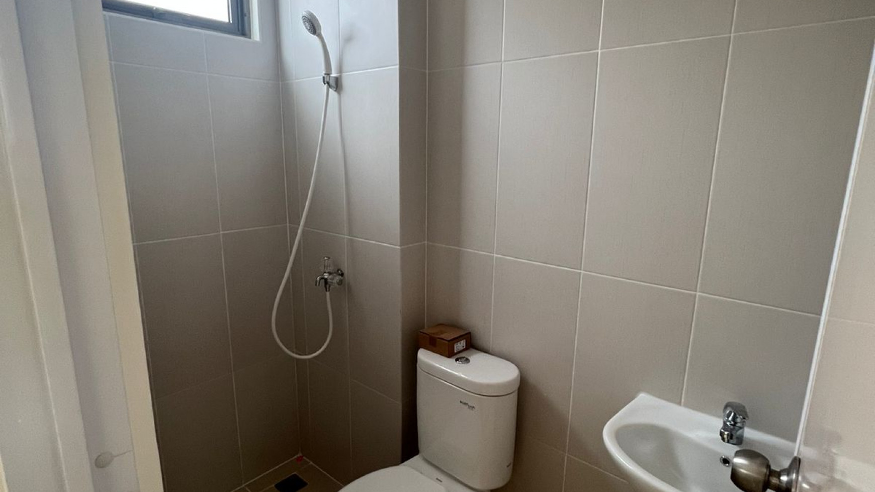 Disewakan murah ruko aniva junction gading serpong tangerang selatan