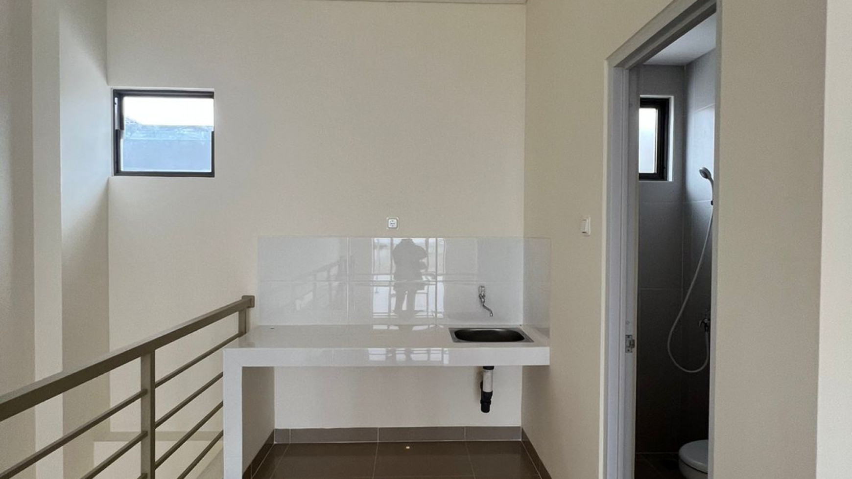 Disewakan murah ruko aniva junction gading serpong tangerang selatan