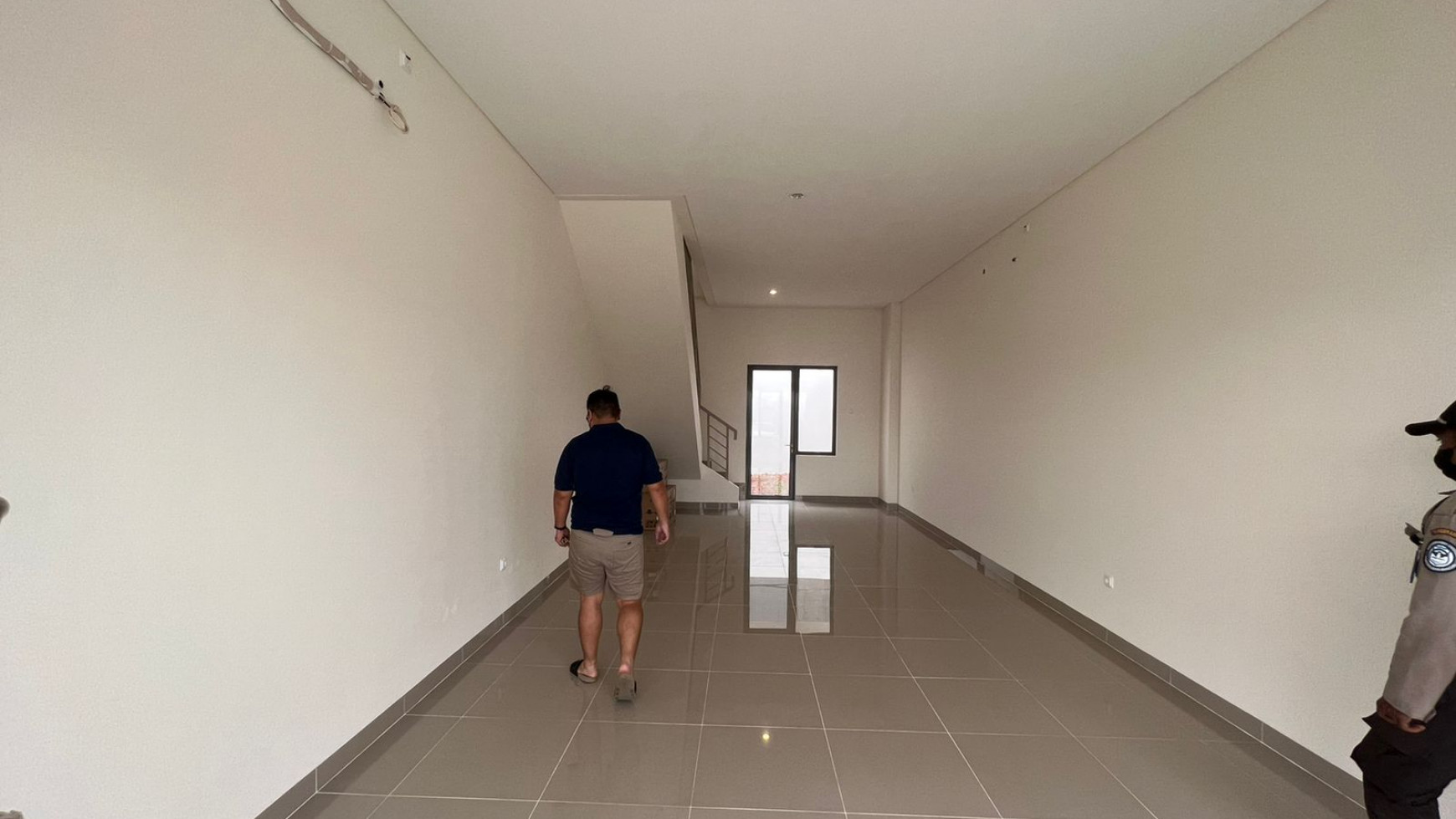 Disewakan murah ruko aniva junction gading serpong tangerang selatan