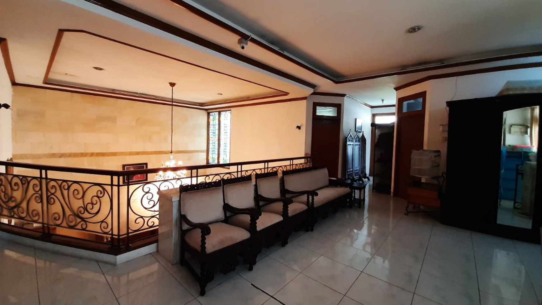 RUMAH COZY DAN NYAMAN -JALAN LEBAR-BELAKANG PIM2 -PONDOK INDAH