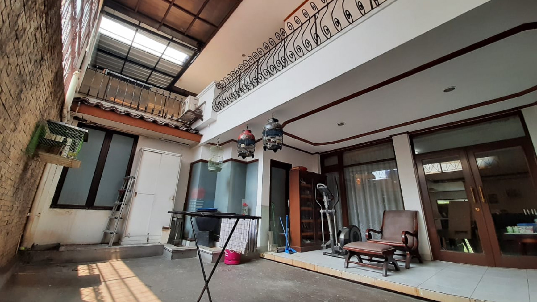 RUMAH COZY DAN NYAMAN -JALAN LEBAR-BELAKANG PIM2 -PONDOK INDAH