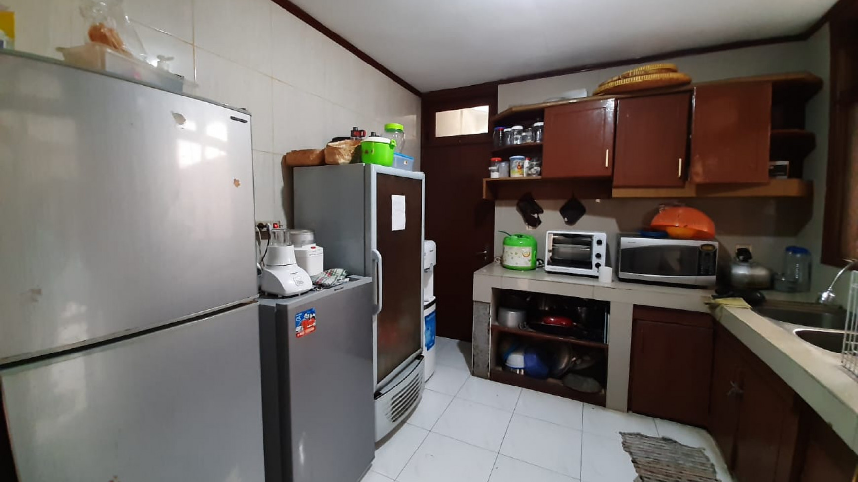 RUMAH COZY DAN NYAMAN -JALAN LEBAR-BELAKANG PIM2 -PONDOK INDAH