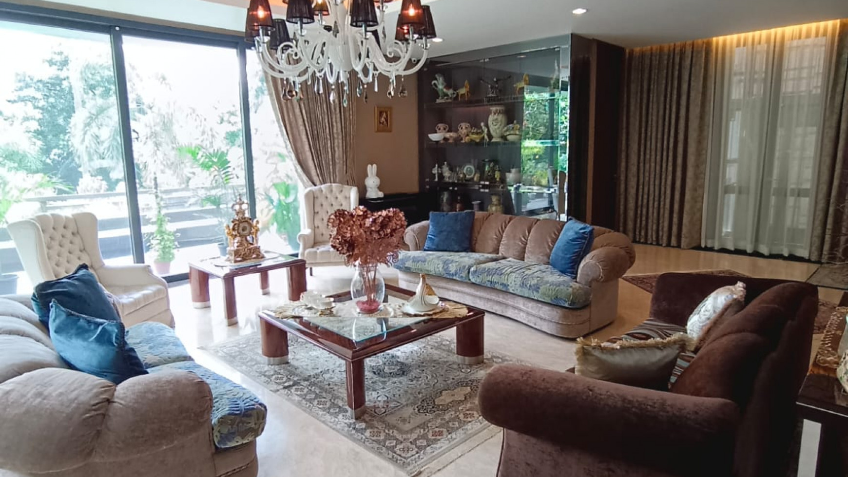 For  Sale Rumah mewah dan modern furnished area simprug golf 