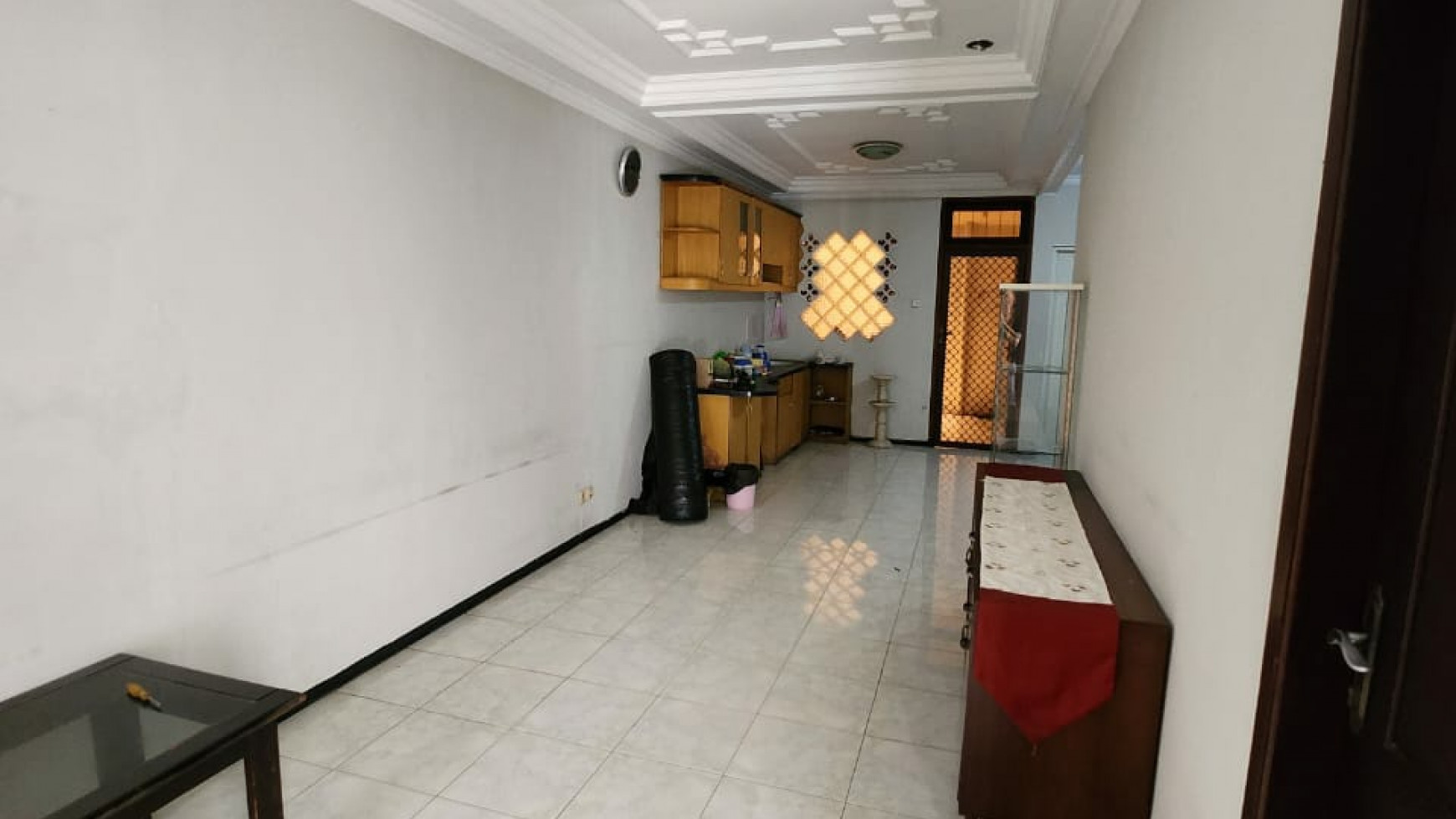 Dijual Rumah Pakuwon Indah- Villa Valensia- Surabaya Barat - 2 Lantai - K.Tidur 3+1 - SHM - Bisa KPR bank