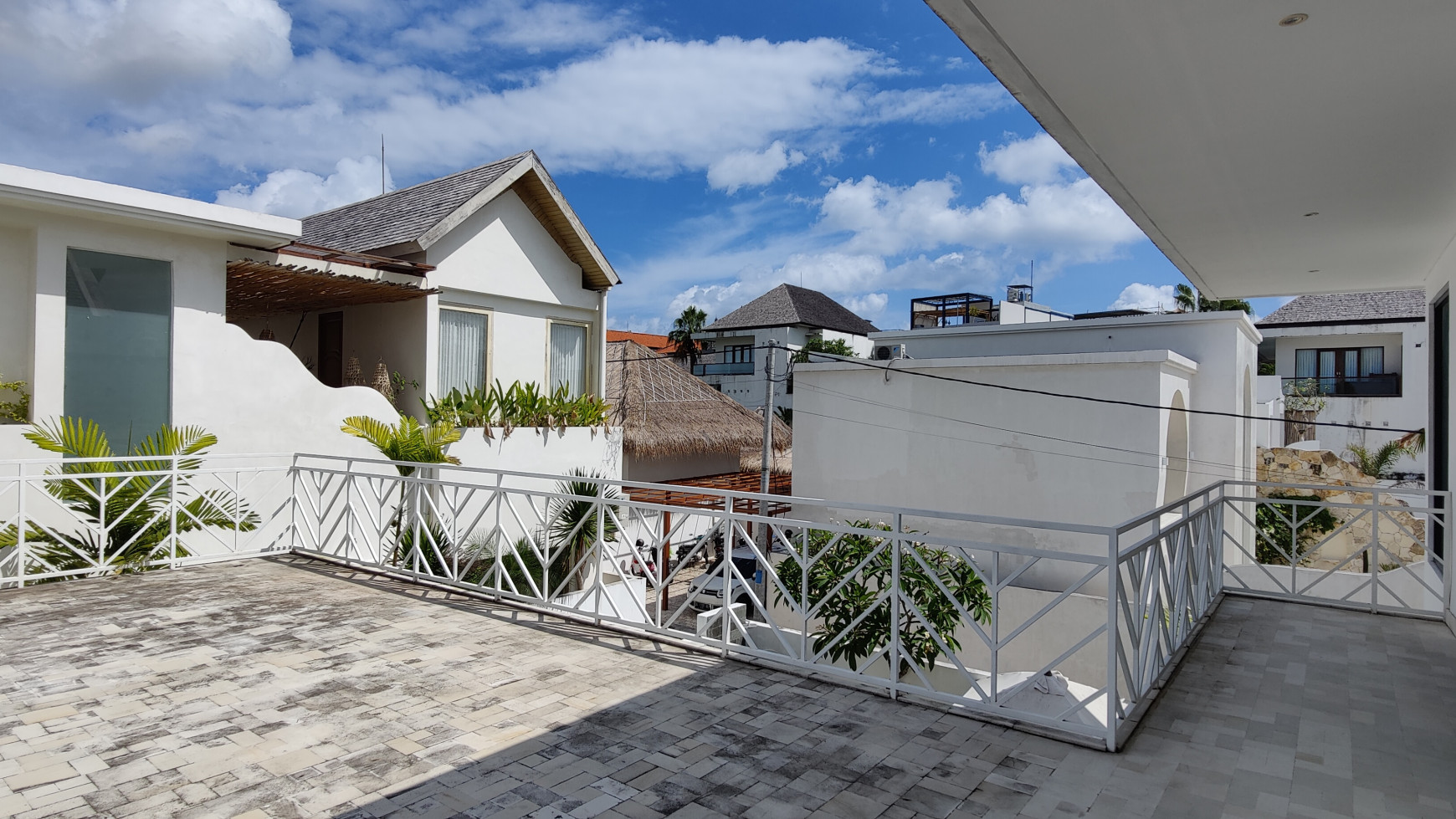 Beautiful Villa in heart of Canggu close to Beach and Cafes