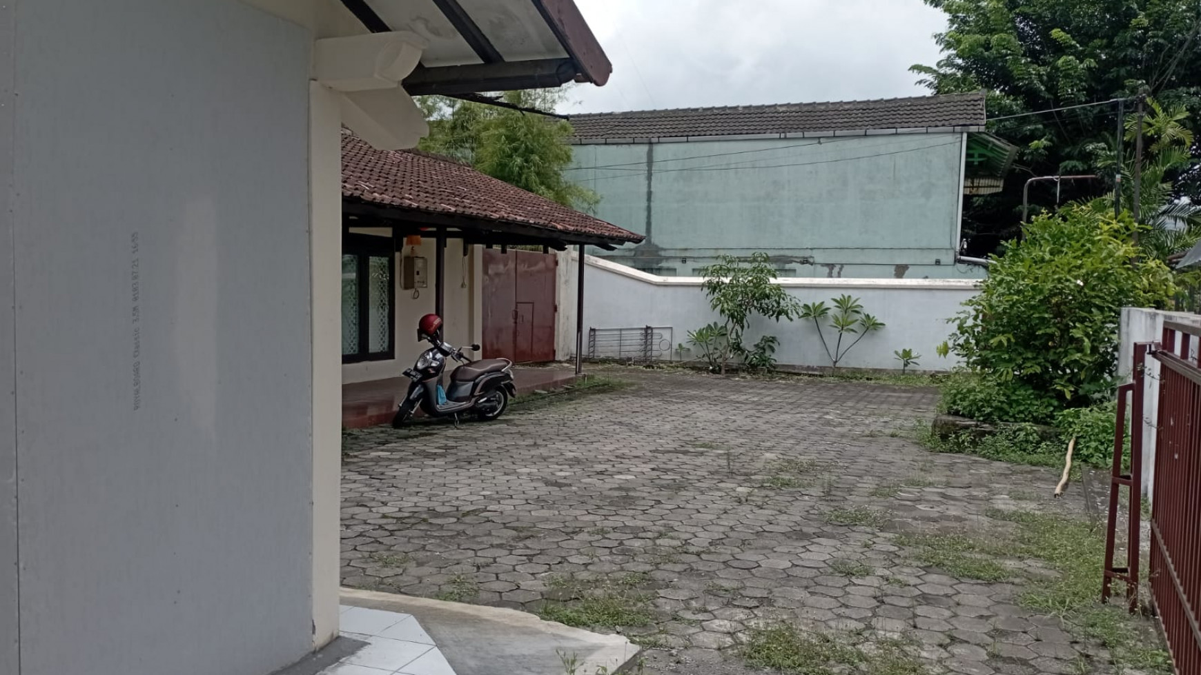 RUANG USAHA DI KOTA YOGYAKARTA 