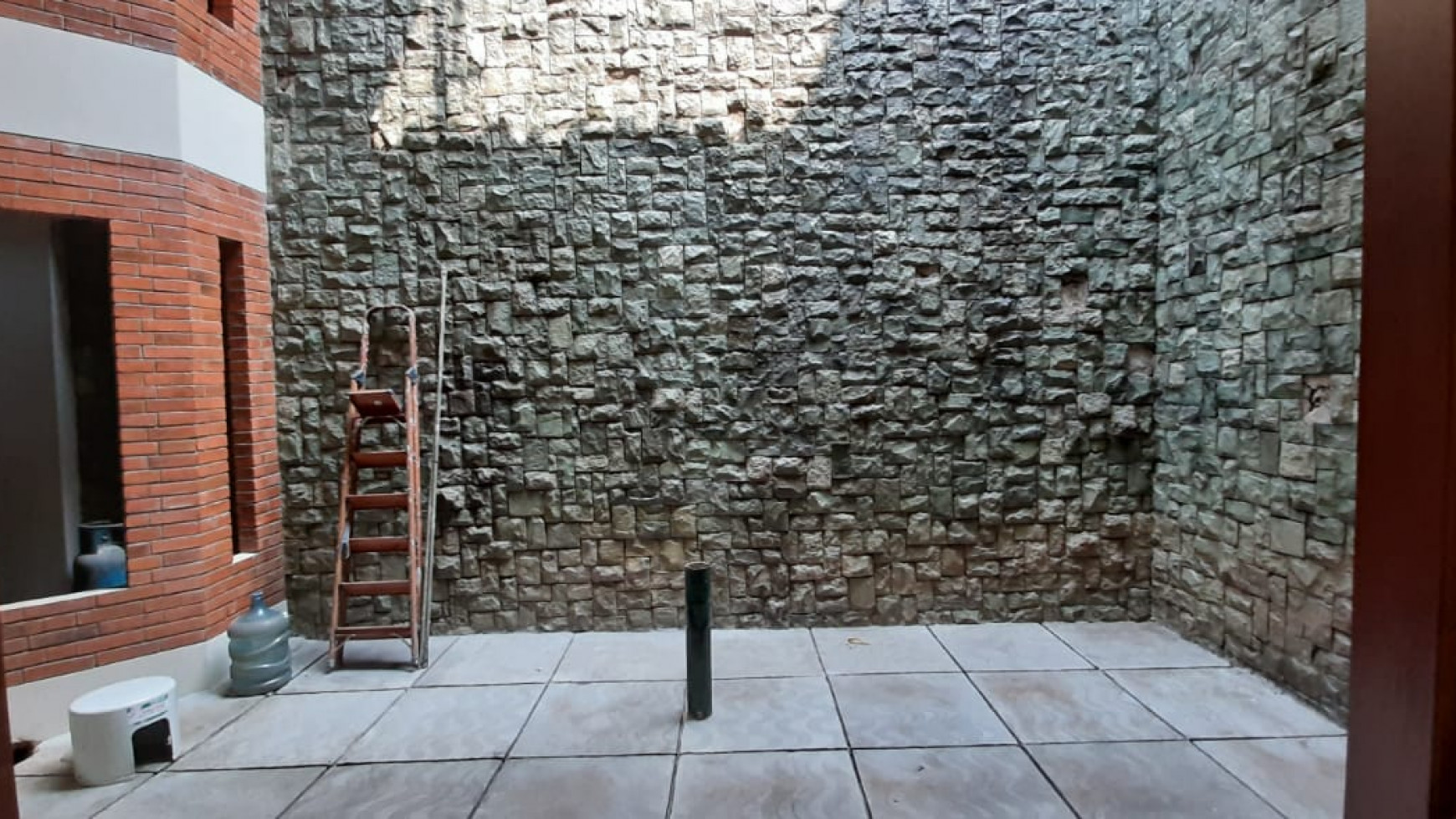 Rumah Luas 3Lantai Akses Toll JORR Di Area Cluster Mega Kebon Jeruk