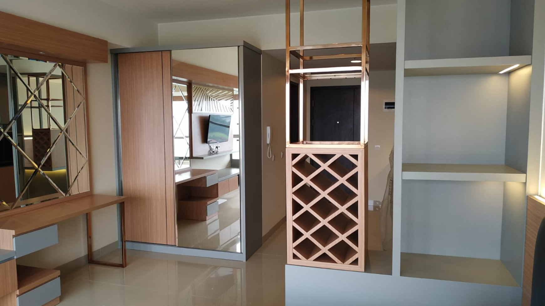 Apartemen dengan view cantik di Westwood Tower fully furnished