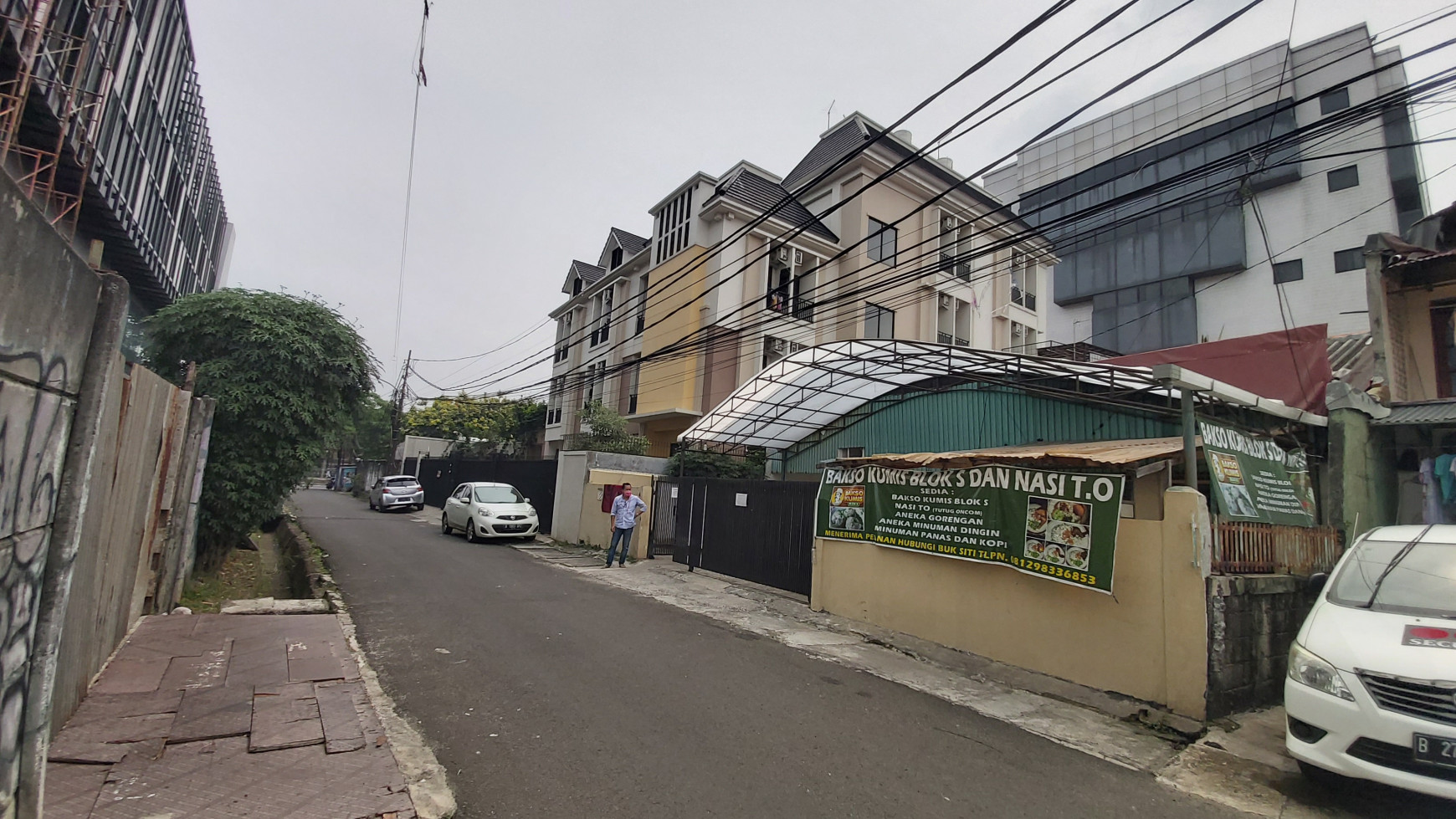 Harga bagus rumah hitung tanah zona komersil cocok untuk usaha Mampang Prapatan