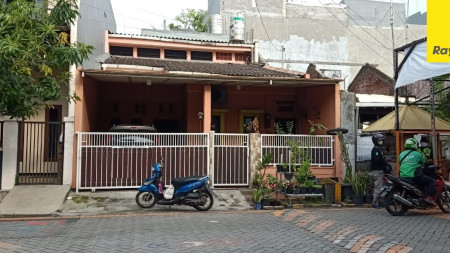 Dijual Rumah 2 lantai di Wisma Kedung Asem Indah, Surabaya