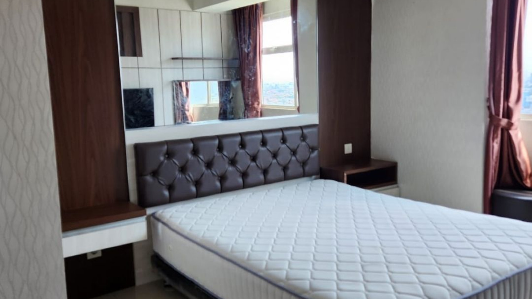 CLASSY WOOD DESIGN, 2BR/94m2  Apartment Sherwood, Mewah Siap Huni, Harga Sahabat