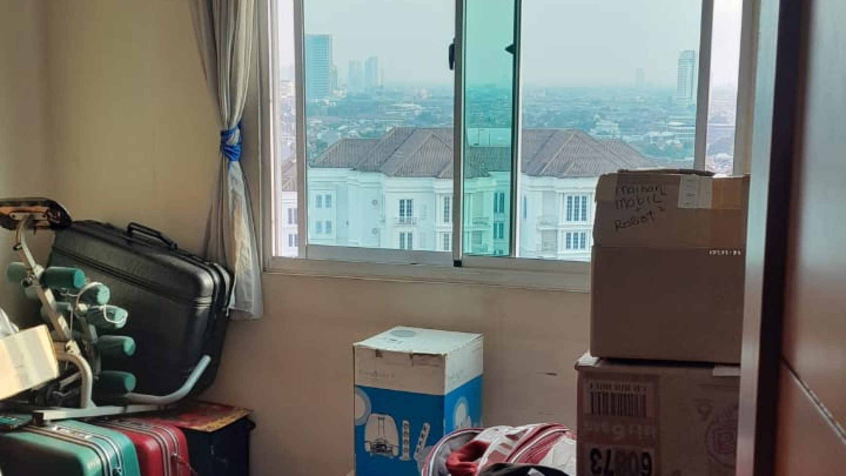 Apartemen Semi Furnished 3BR Permata Hijau - Kebayoran Lama, Jakarta Selatan