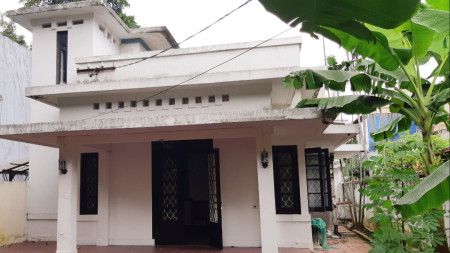 Vintage House dengan sirkulasi udara dan pencahayaan alami yang bagus