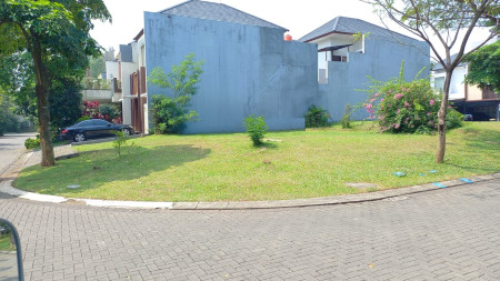 Kavling kecil posisi depan the green 