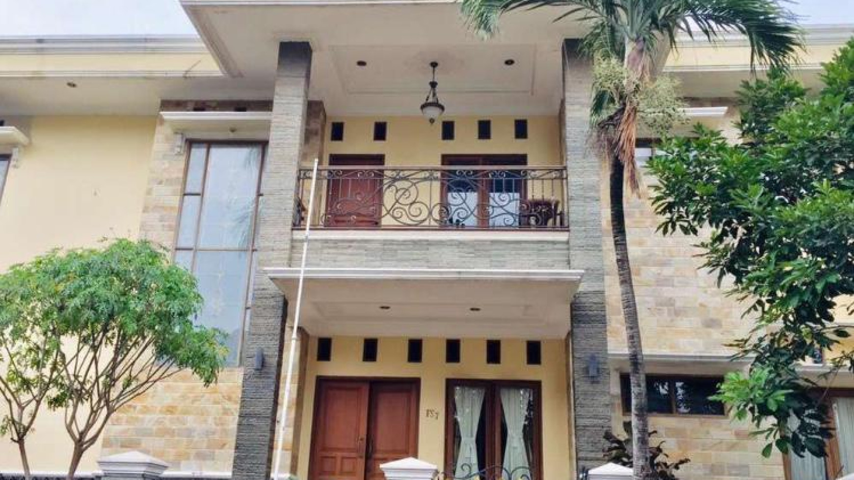 Dijual Rumah Pesona Khayangan Depok