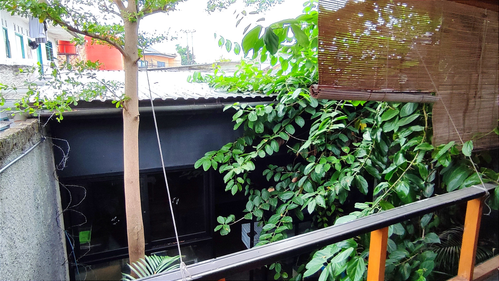 Rumah Komersial Pinggir Jalan Kawasan  Bintaro Luas 200m Harga 1.75M Nego, MURAH!!! #WWC