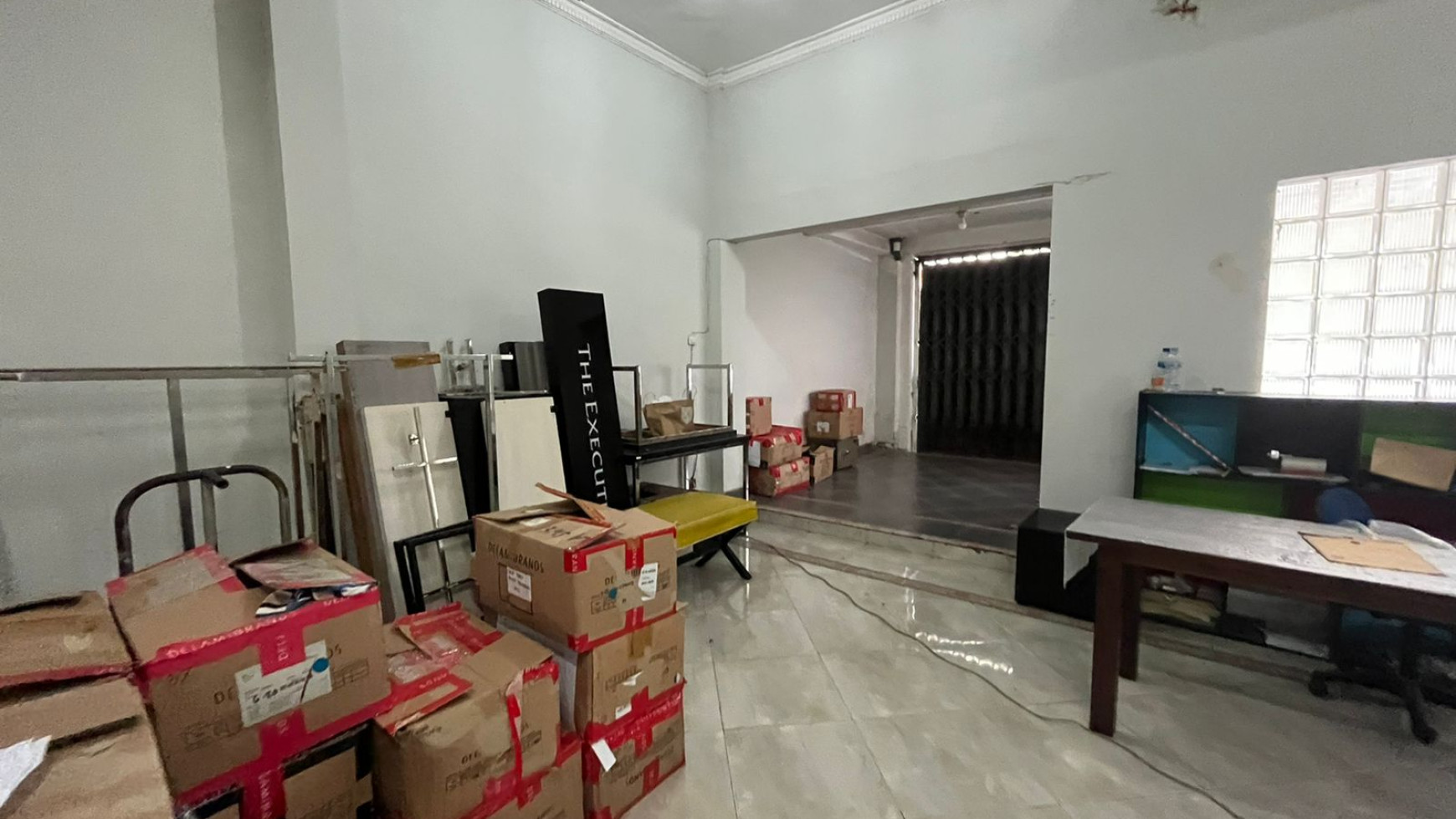 Ps01 Dijual rumah itung tanah Jalan Cempaka Surabaya Pusat