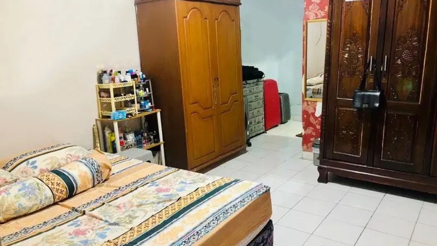 RUMAH BAGUS DI KARAWANG DAN DILOKASI YANG STRATEGIS