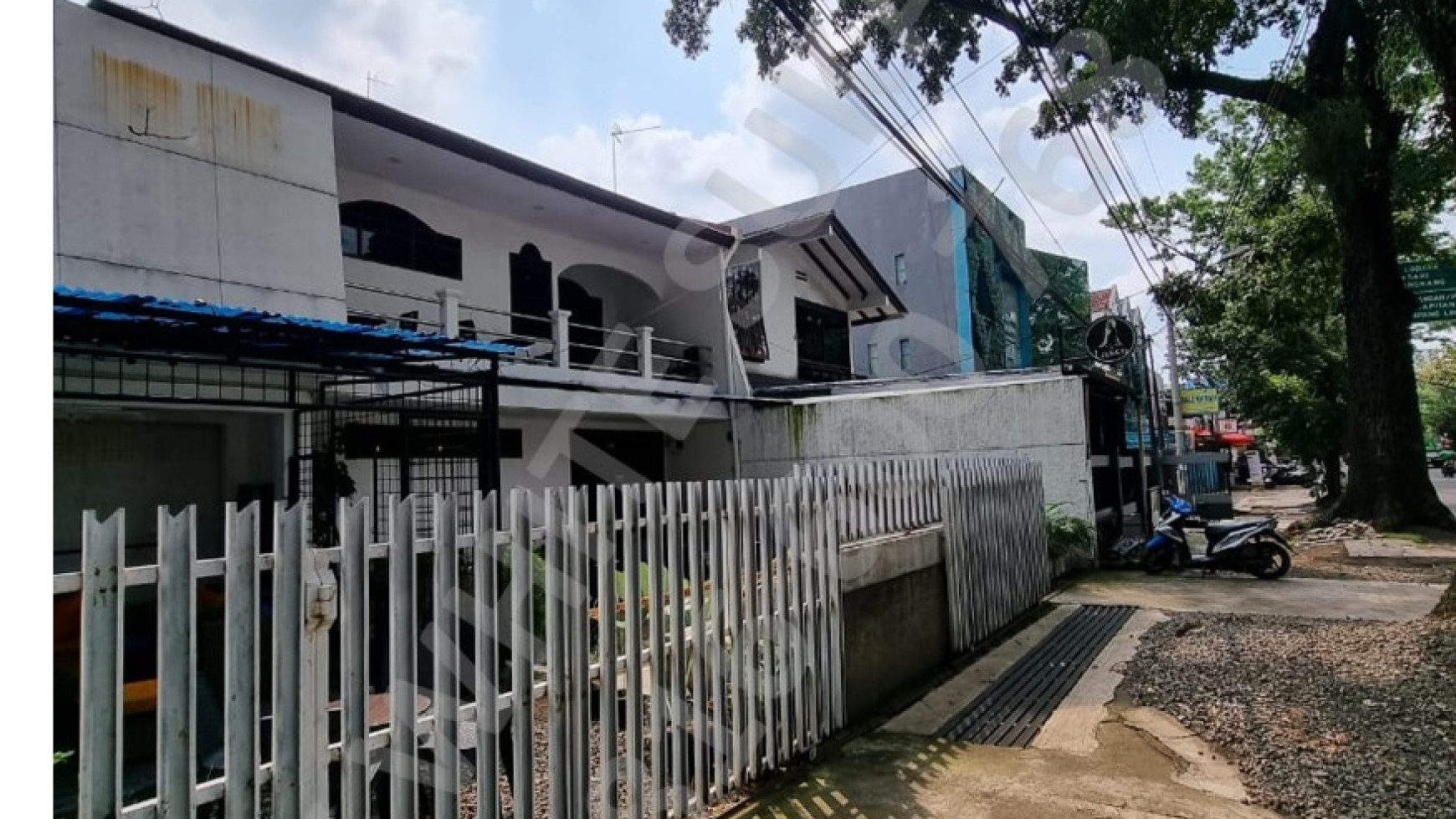 Disewakan Rumah di Buah Batu Mainroad