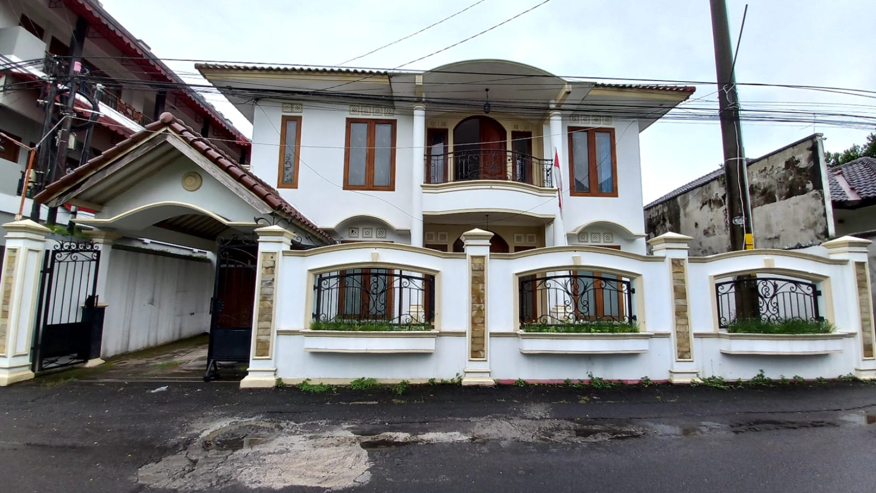 RUMAH MEWAH DI SINDUADI MLATI SLEMAN