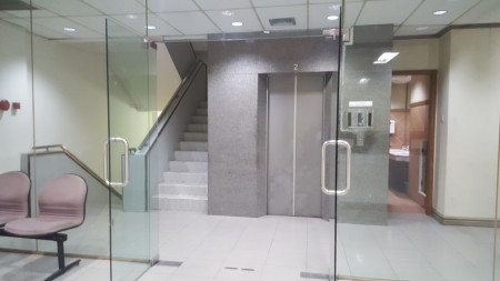 Gedung Perkantoran, 4 Lantai dilokasi strategis di Menteng Jakarta Pusat