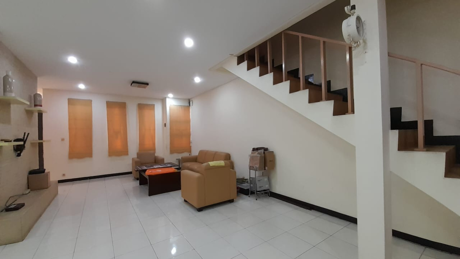 Rumah Minimalis Siap Huni Semi Furnished di Taman Kopo Indah, Bandung