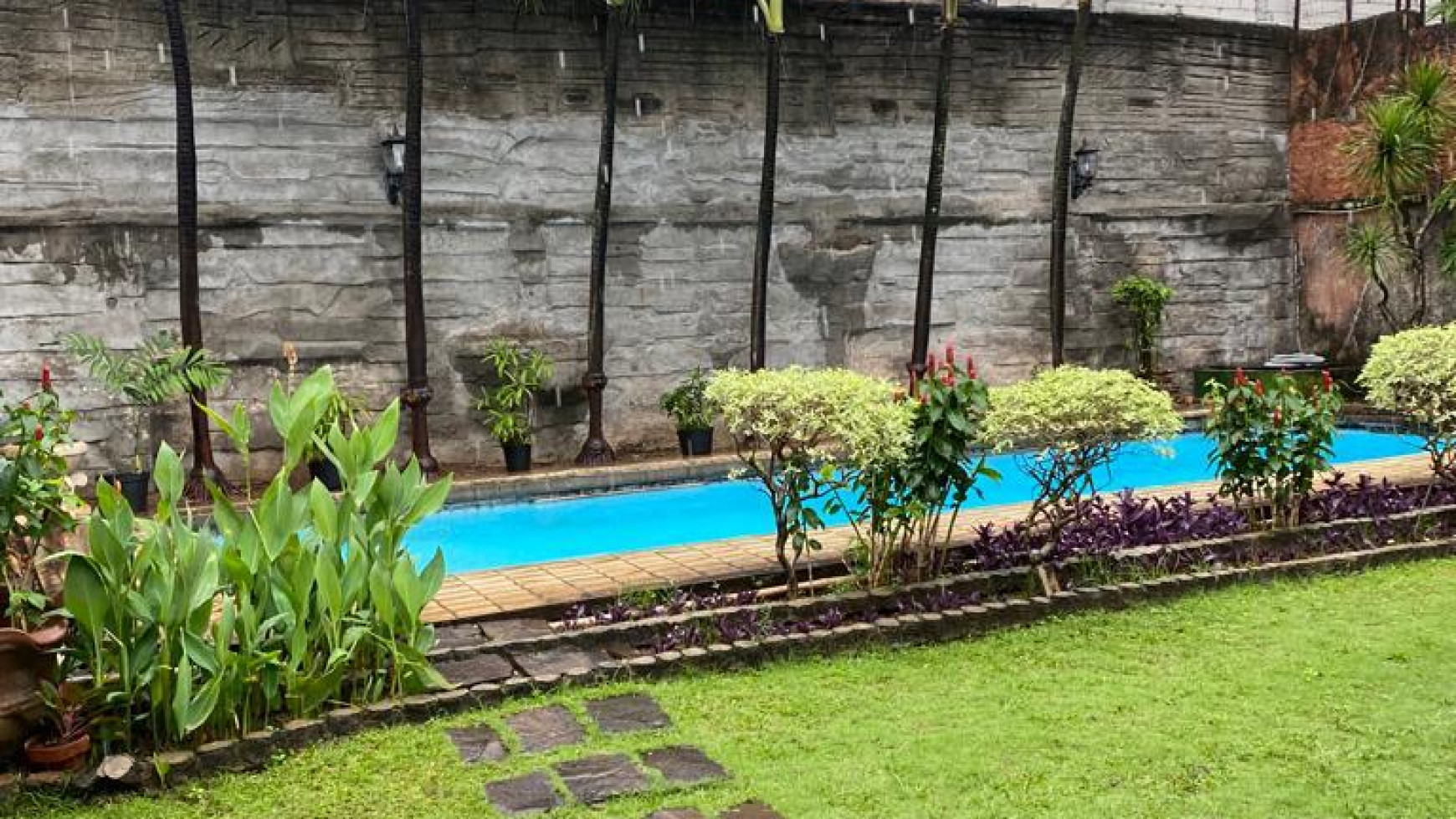 Rumah Siap Huni di Kemang, Bebas banjir 