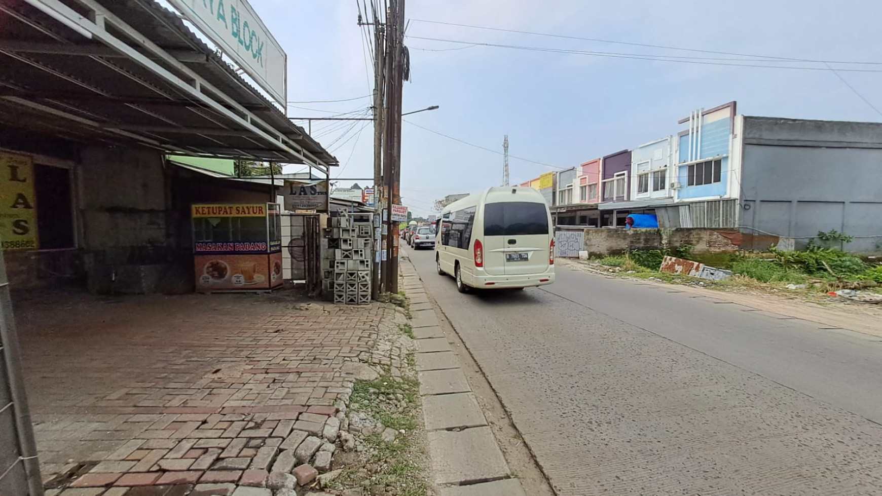 Ruang Usaha Strategis dan Lokasi Pinggir Jalan Raya @Buaran, Serpong