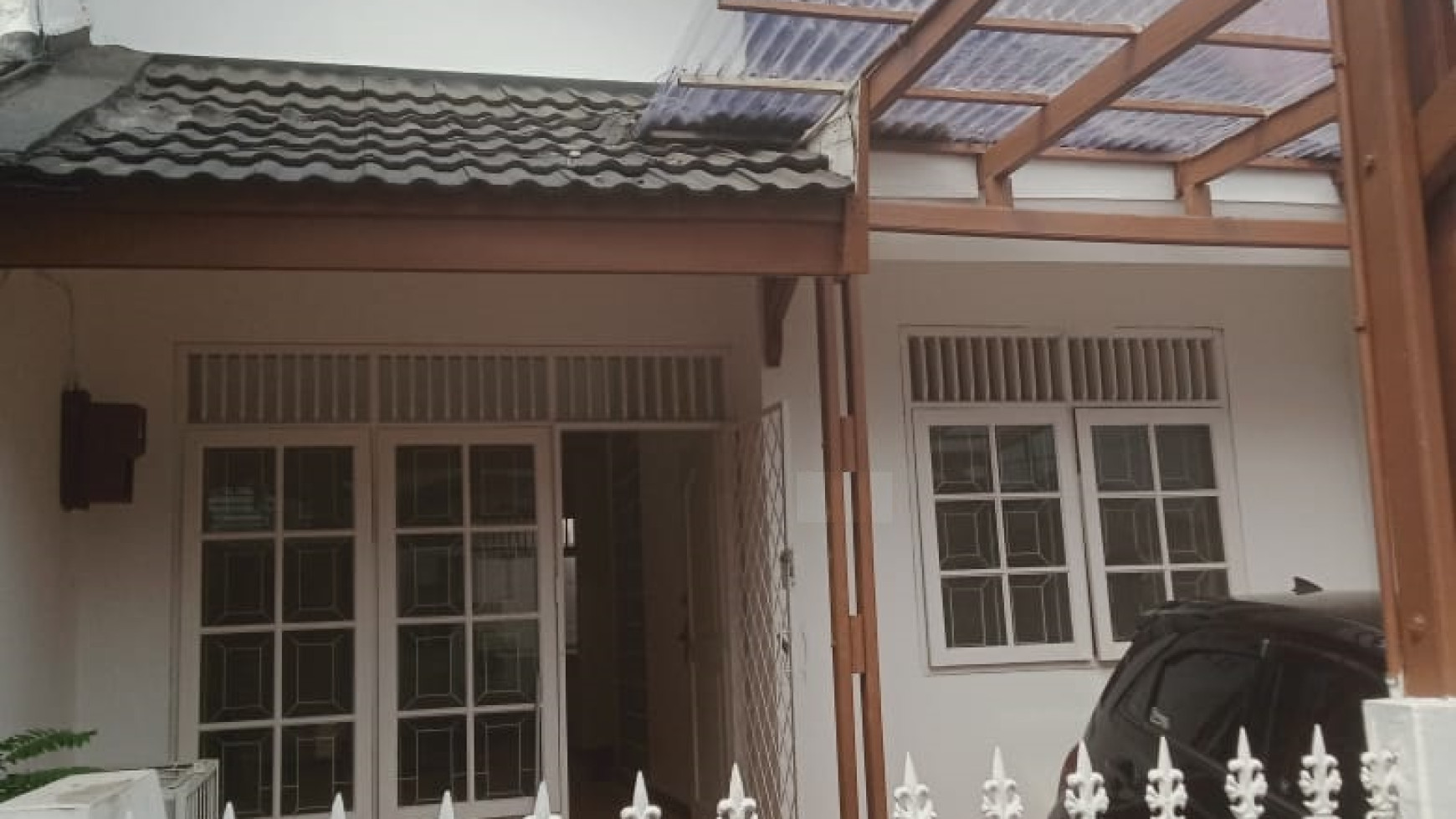 Rumah 2 lantai, lingkungan aman dan nyaman di Bintaro- Jaksel