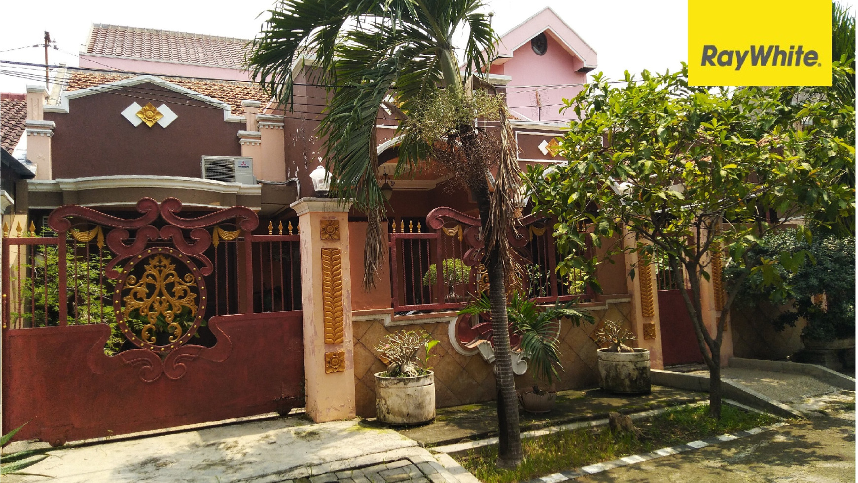 Dijual Rumah Pusat Kota di Jalan Kampar, Darmo, Surabaya