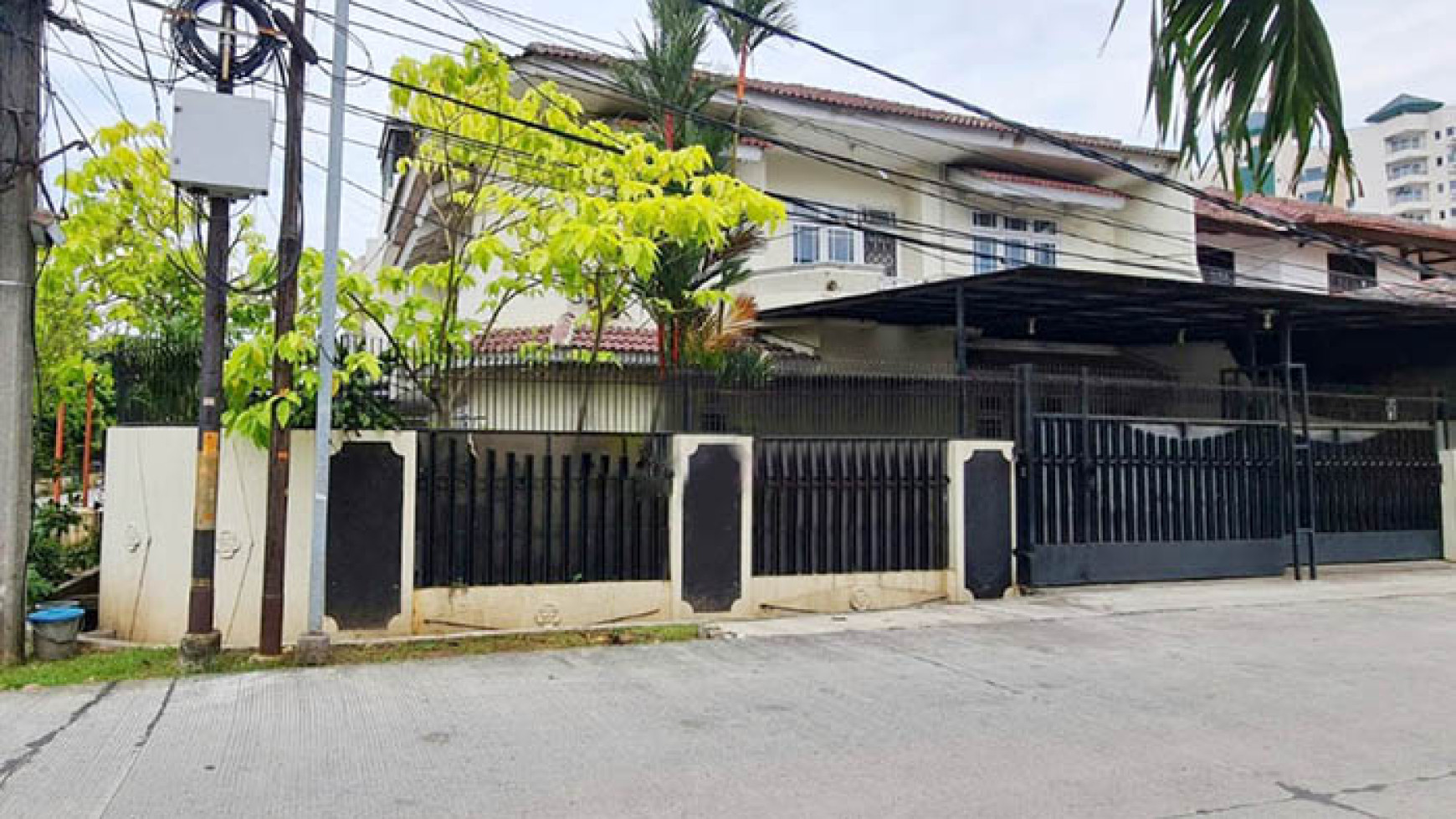 Rumah Hoek Pondok Gading Utama, Pegangsaam Indah Barat, Klp Gading Luas 410m2