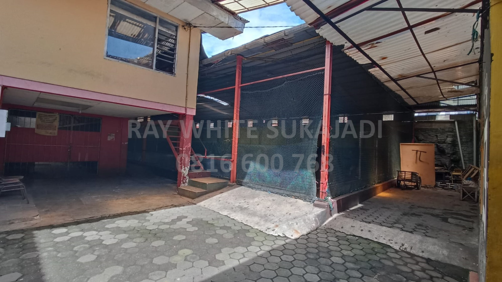 Dijual Ruang Usaha di Sayap Rajawali