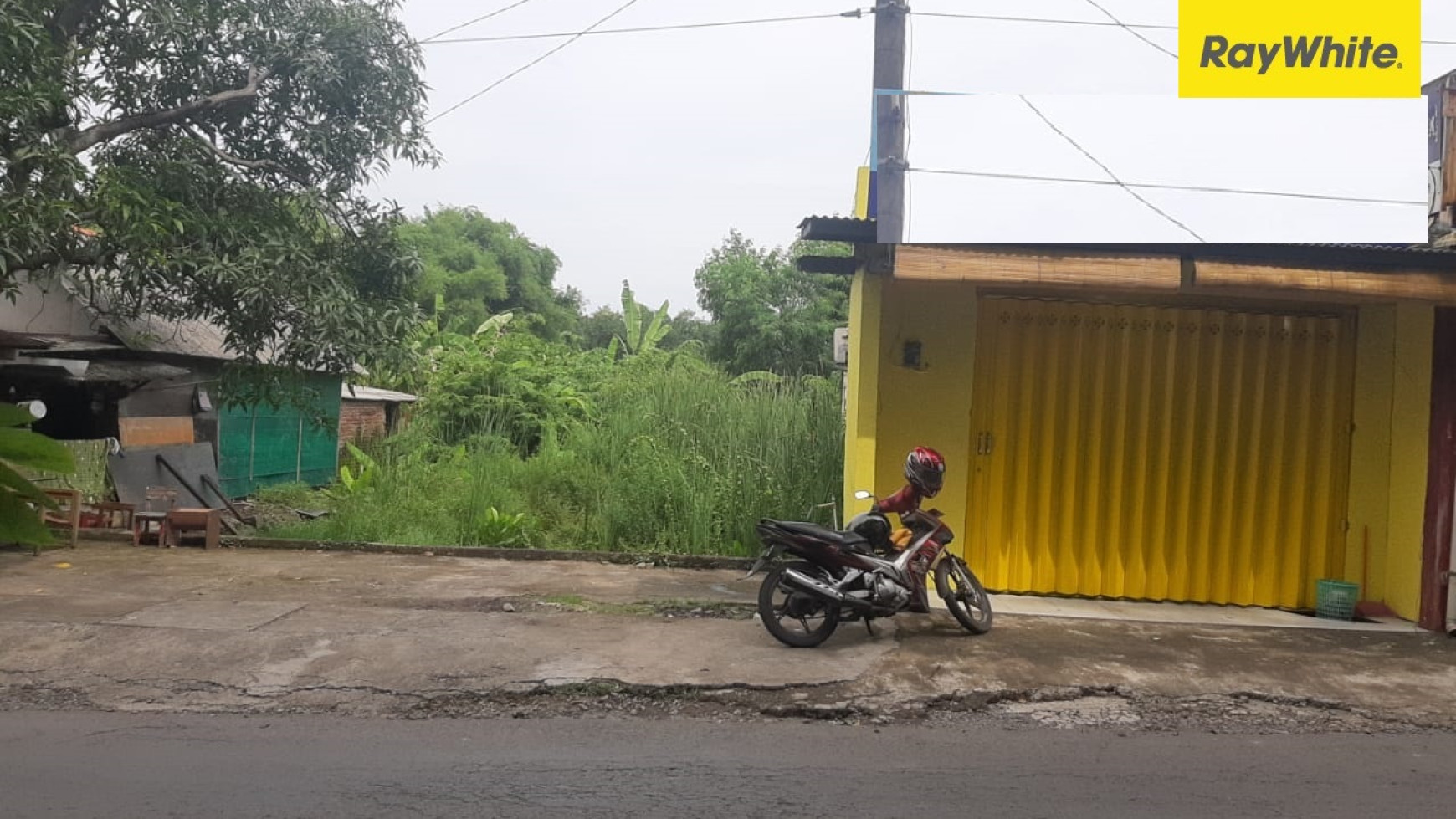 Dijual Tanah di Jalan Raya Made, Citraland, Surabaya