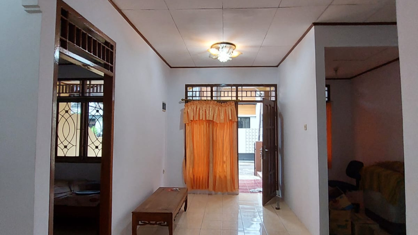 Rumah rapi di Griya Loka