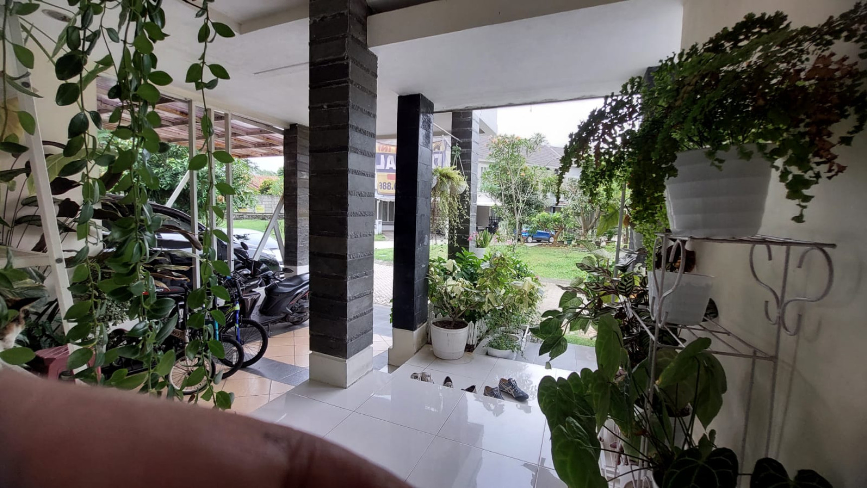 Rumah bagus, nyaman dalam cluster di Bintaro Sektor 9