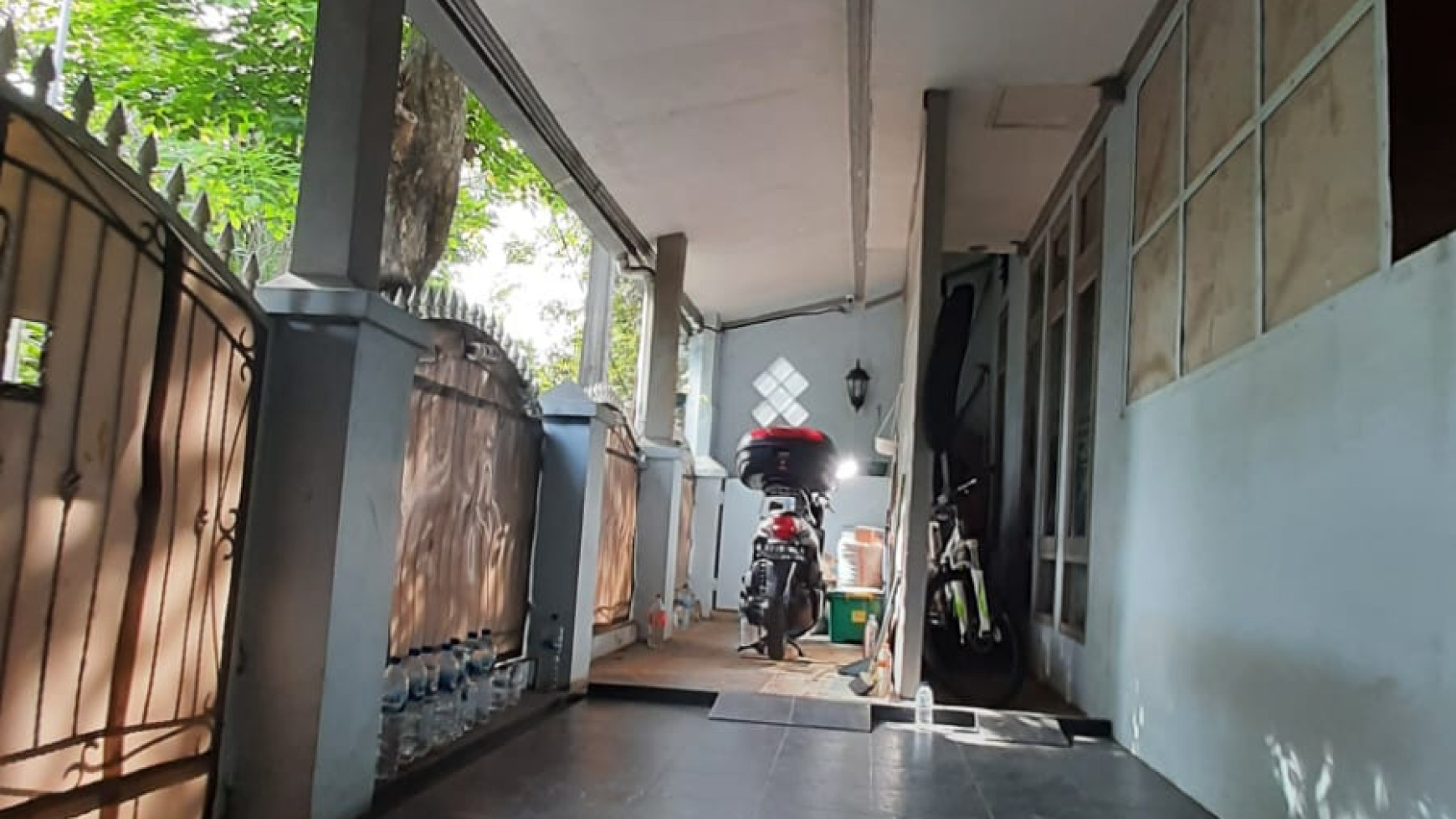 Rumah Siap Huni, Hunian Nyaman dan Asri @Mertilang, Bintaro