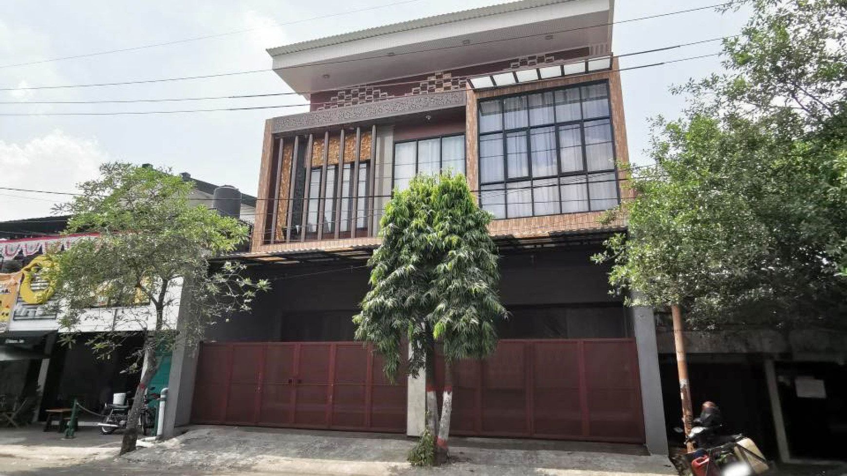 Ruko di Jl. PB. Sudirman - Mojokerto, Strategis, Nol Jalan Raya, Siap Pakai