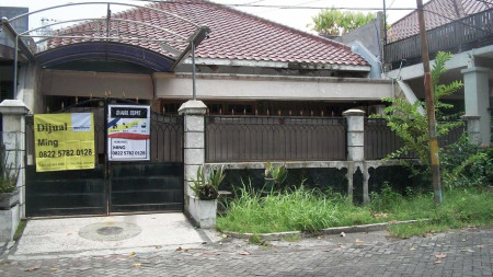 Rumah di Rungkut Harapan, Luas 10 x 22 m2, 2 Lantai, JUAL CEPAT !!! - MG -