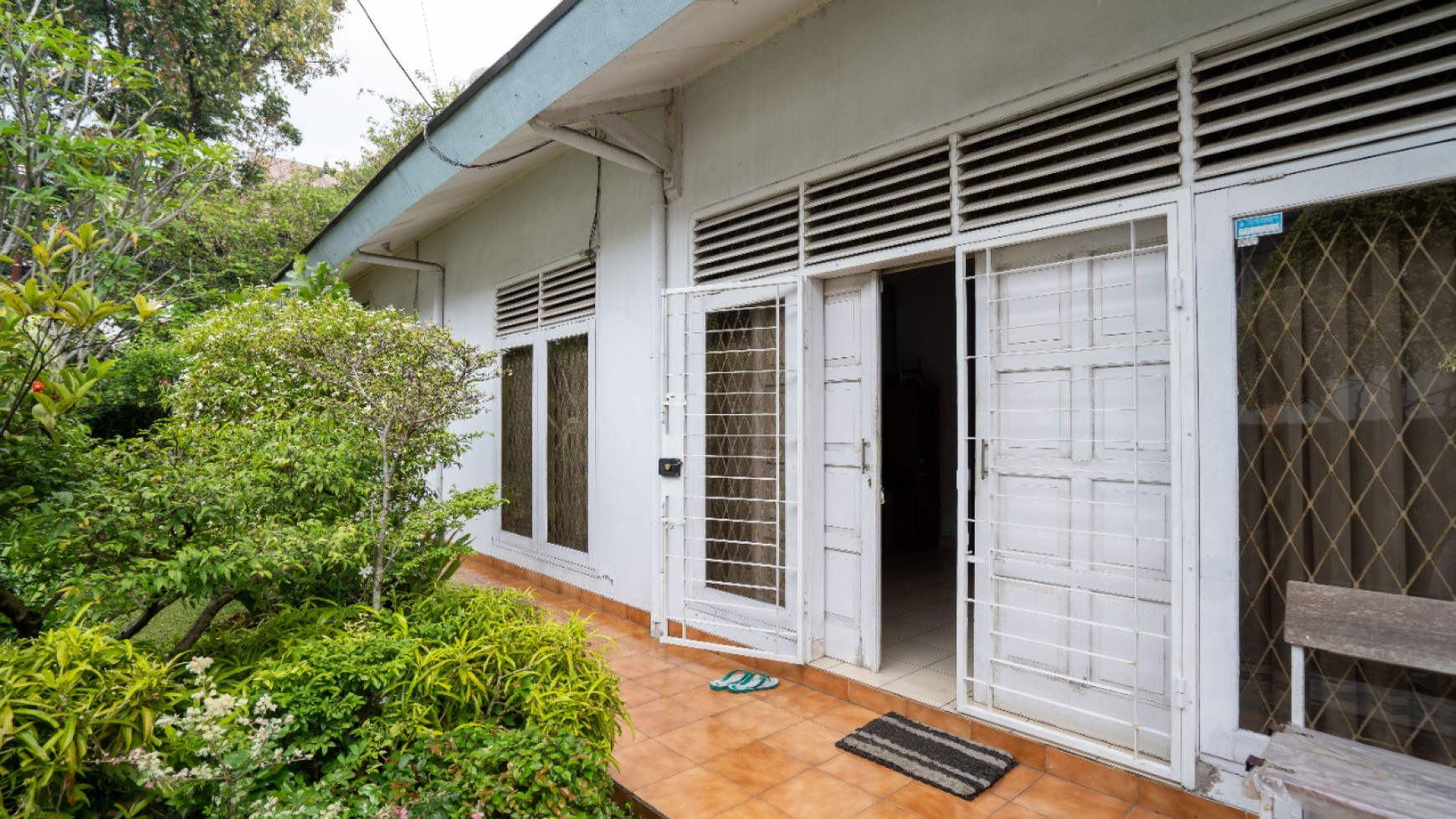 Rumah Sejuk Jl Sejahtera , sayap Cipaganti