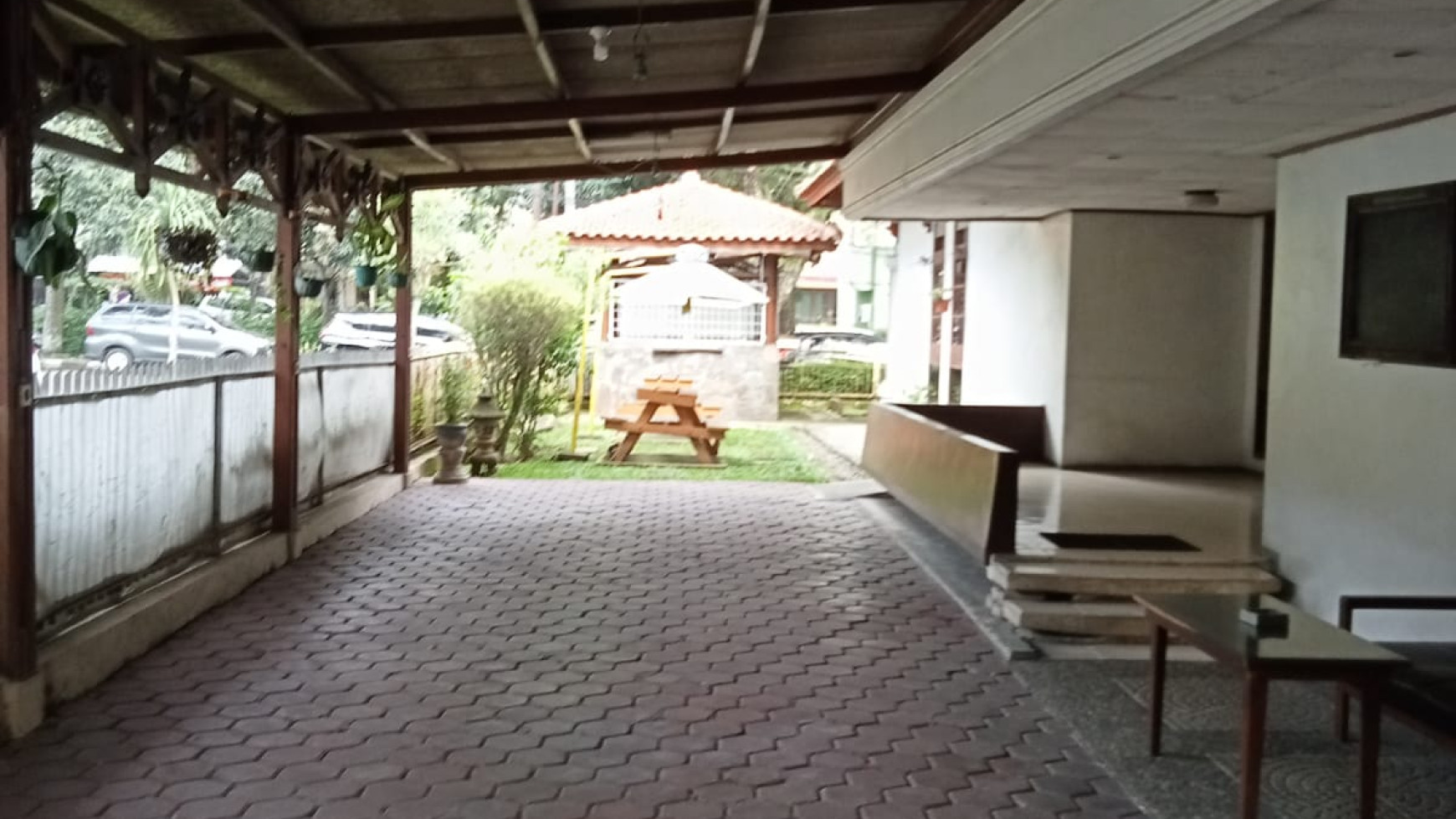 Rumah Sayap Dago Jalan Wira Angun-Angun, Bandung