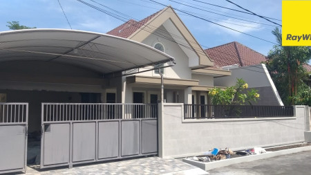 Dijual Rumah di Jalan Manyar Kartika Timur Surabaya