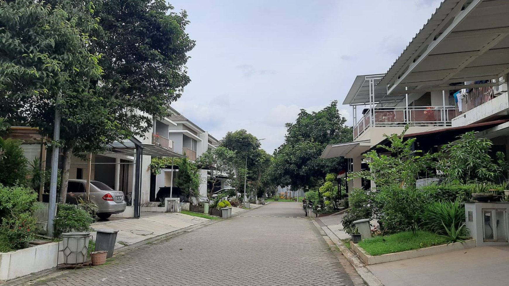 Rumah Siap Huni Minimalis Modern @Graha Raya