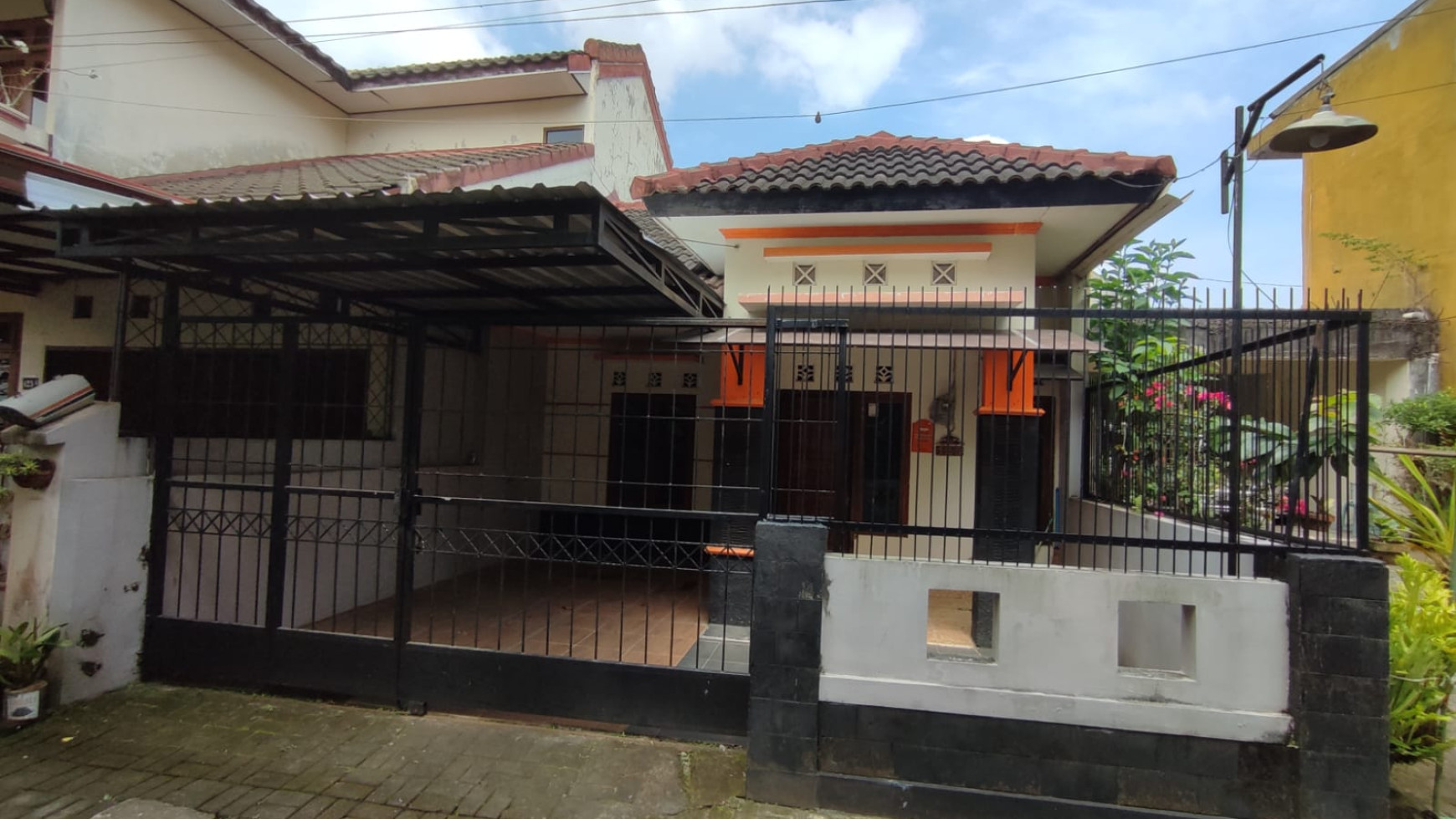 RUMAH  DI DAERAH SINDUADI MLATI SLEMAN