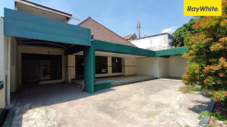 Dijual Rumah 2 lantai Pusat Kota di Jalan Lombok Surabaya