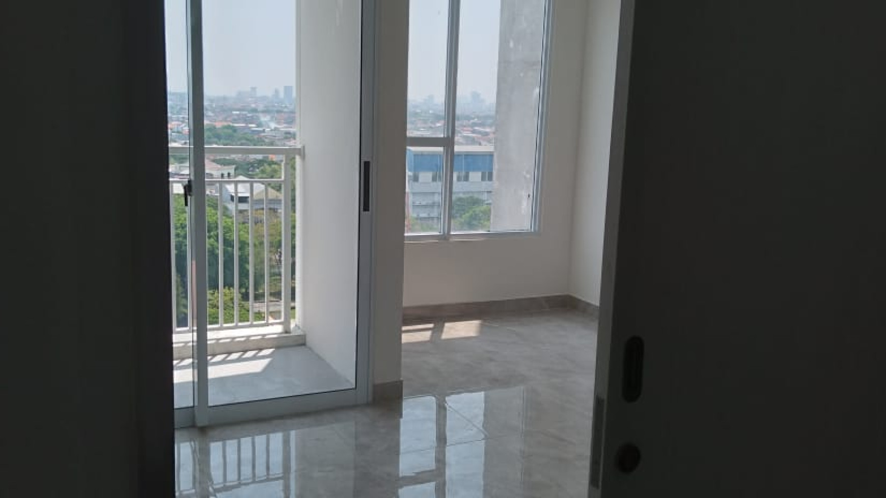 Dijual Unit 1 bedroom Apartemen Avenue 88 Darmo Permai dekat Puncak Permai, Supermall, dan Plaza Segi 8 Surabaya Barat Fasilitas Lengkap 